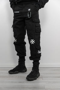 MALTESE CROSS CARGO